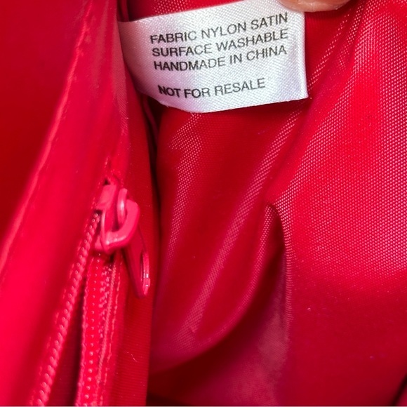 Giorgio Beverly Hills Vintage Satin Makeup Purse - Red - Picture 7 of 13